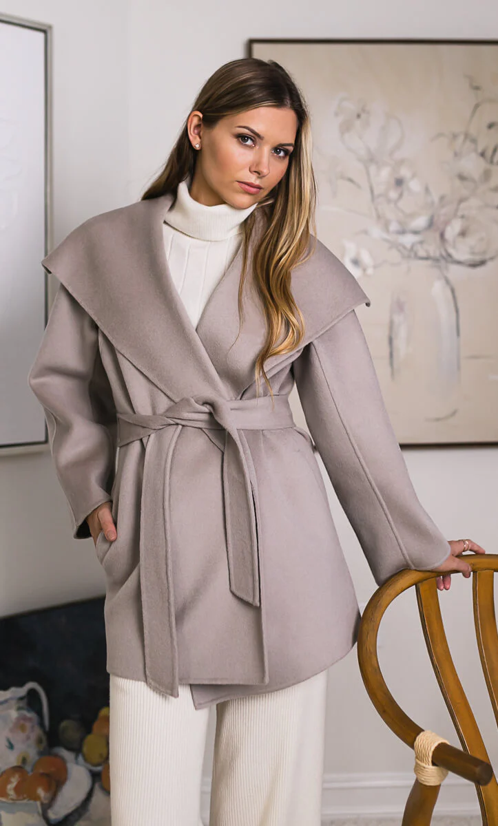 Alba Cashmere Coat - Image 18