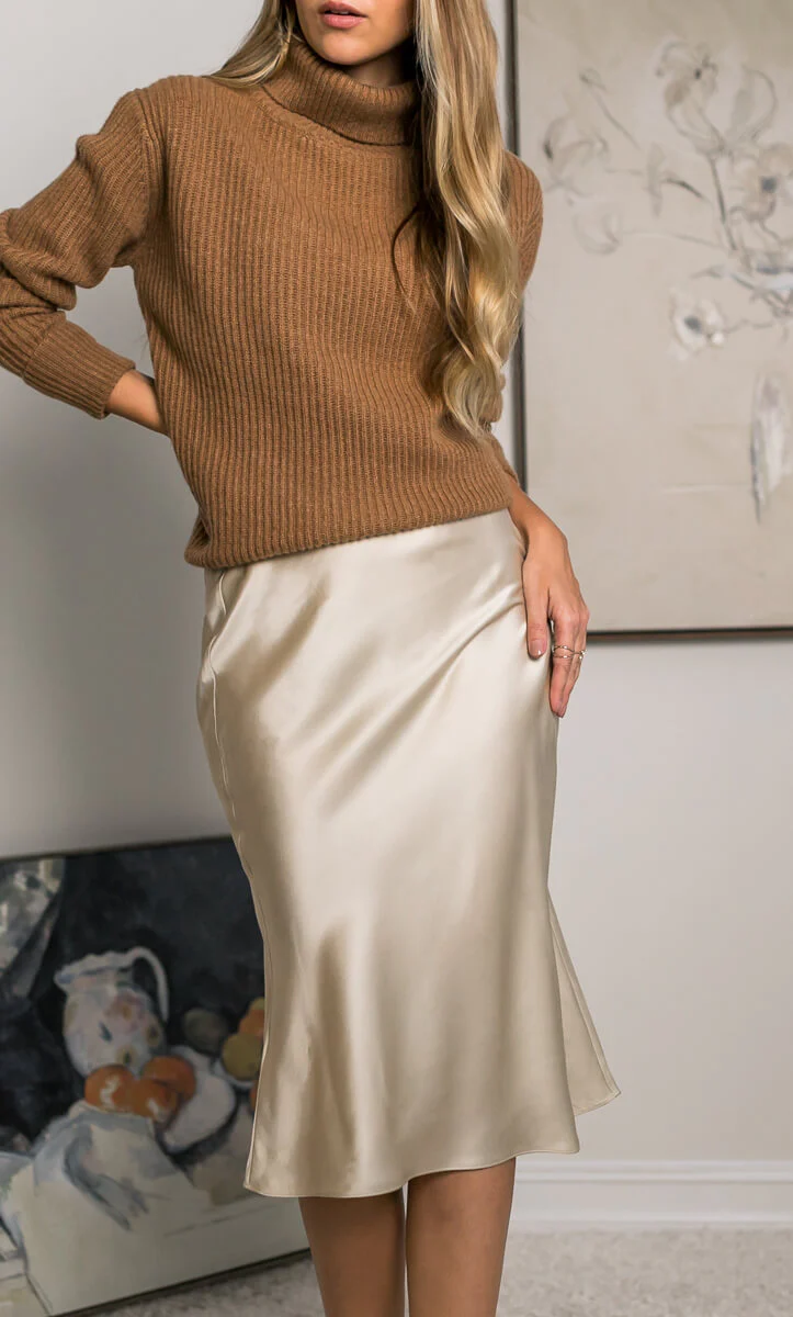 Alessa Silk Skirt - Image 8