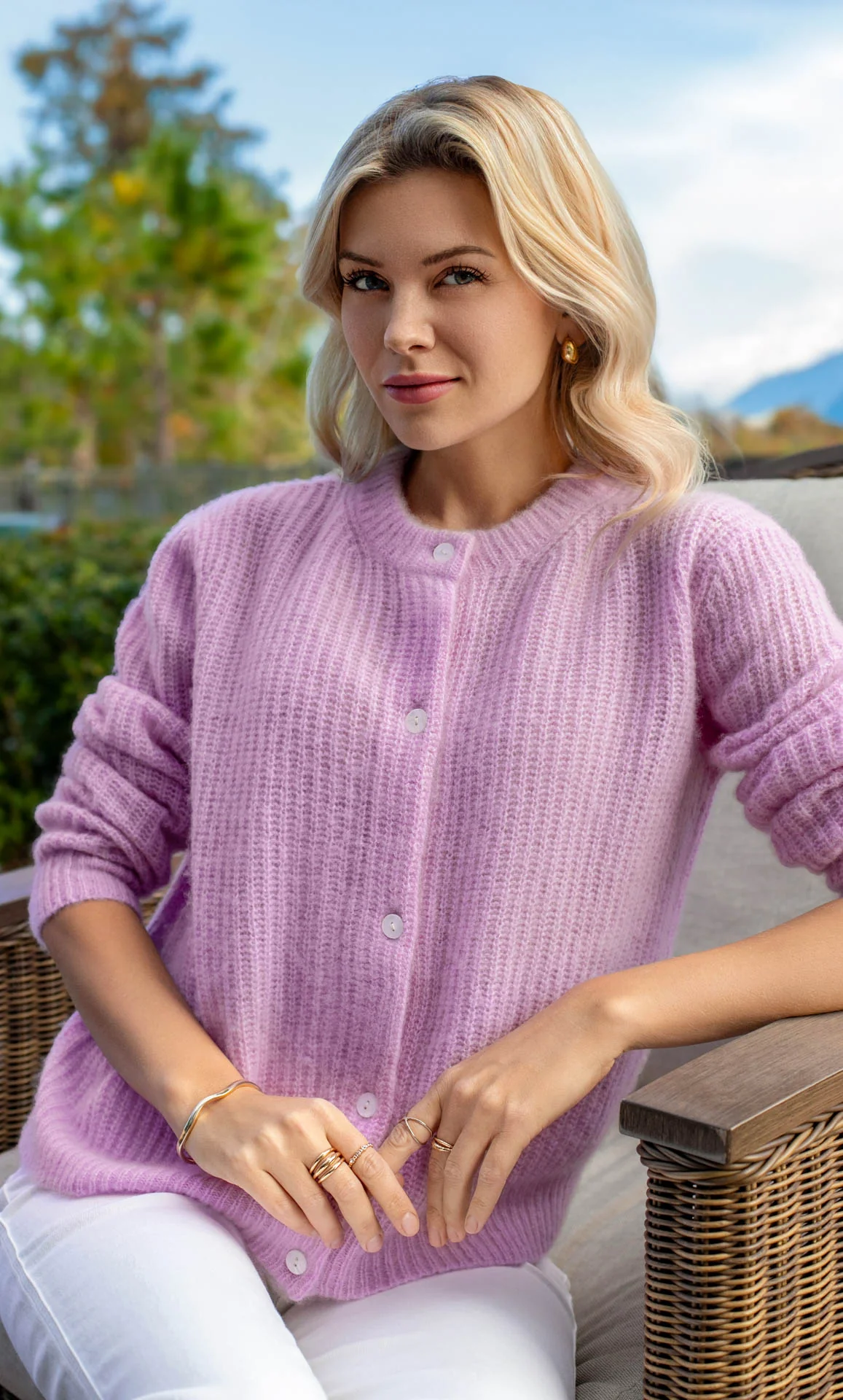 Bianca Boucle Cashmere Cardigan - Image 10