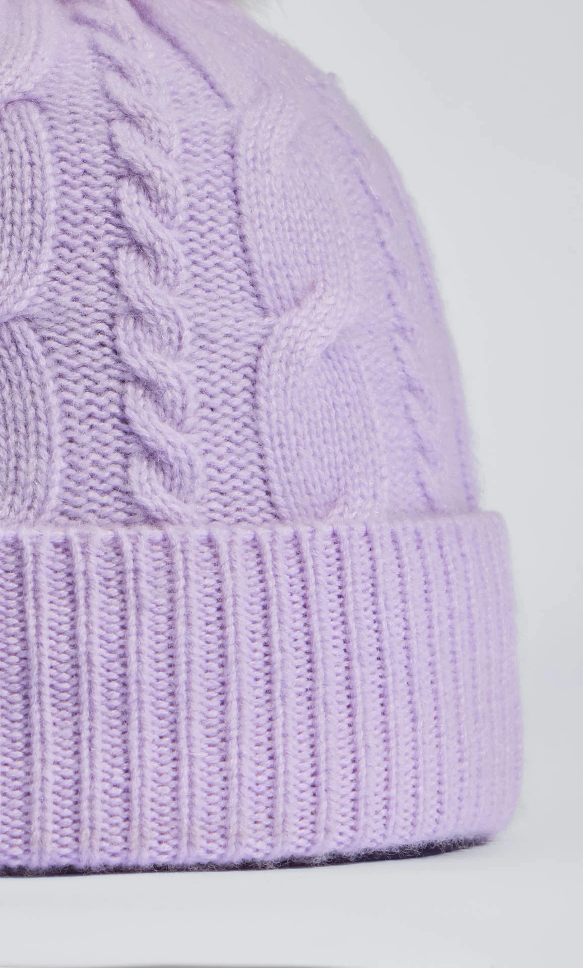 Cable-Knit Cashmere Beanie - Image 17
