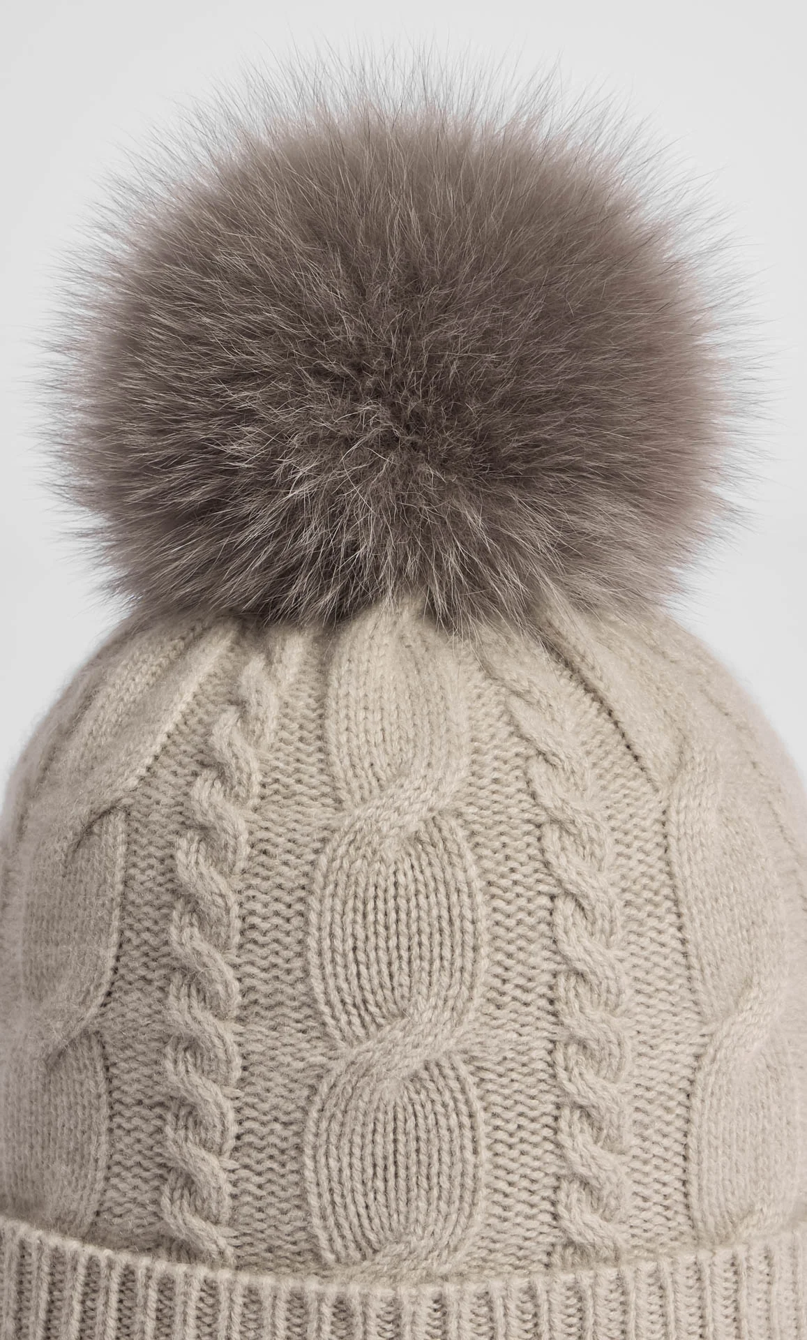 Cable-Knit Cashmere Beanie - Image 29