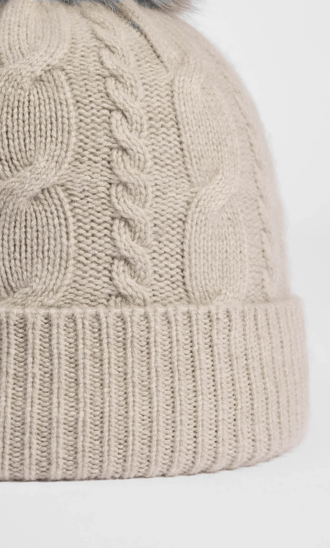 Cable-Knit Cashmere Beanie - Image 33