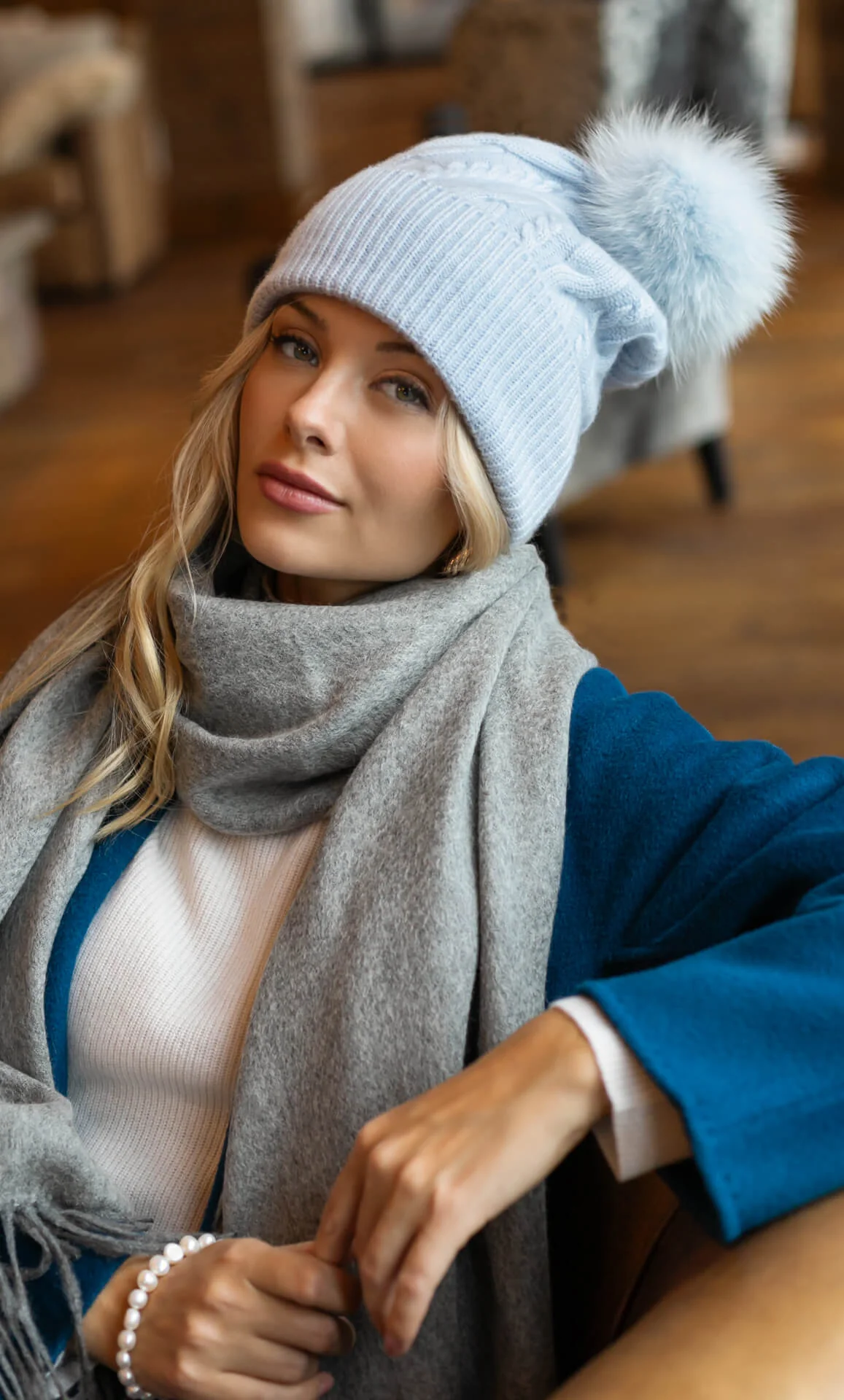 Cable-Knit Cashmere Beanie - Image 37