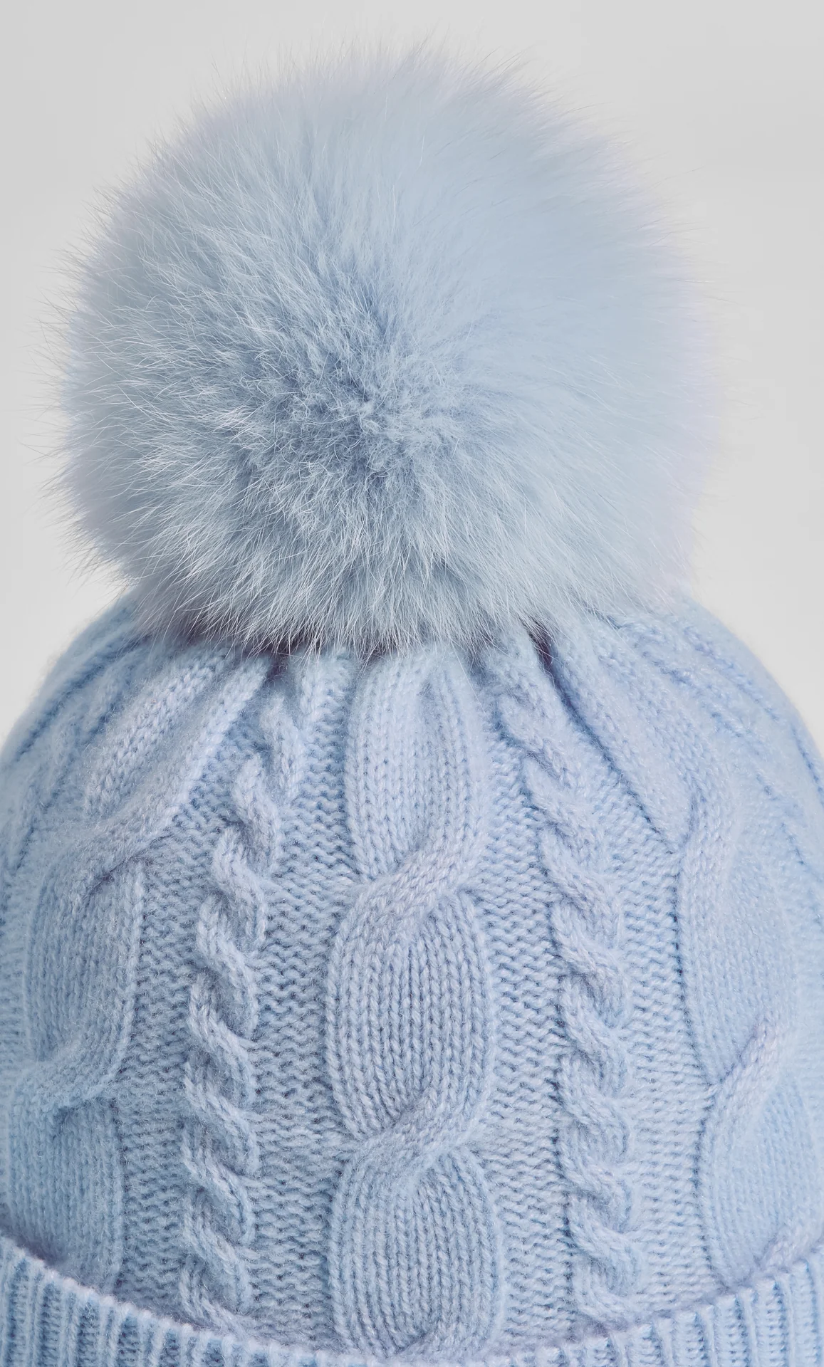 Cable-Knit Cashmere Beanie - Image 38