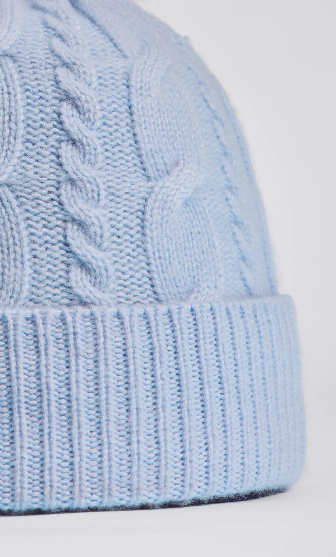 Cable-Knit Cashmere Beanie - Image 39