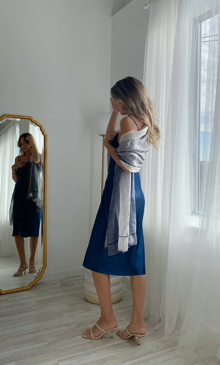 Aria Cashmere Wrap Scarf - Image 17