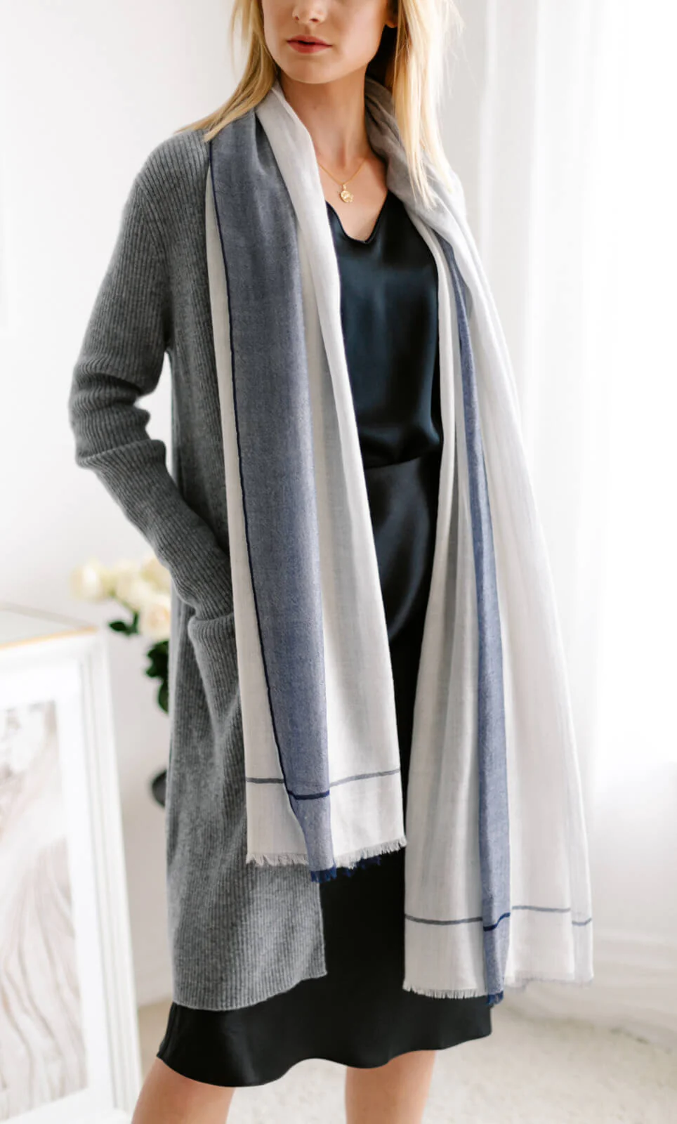 Aria Cashmere Wrap Scarf - Image 19