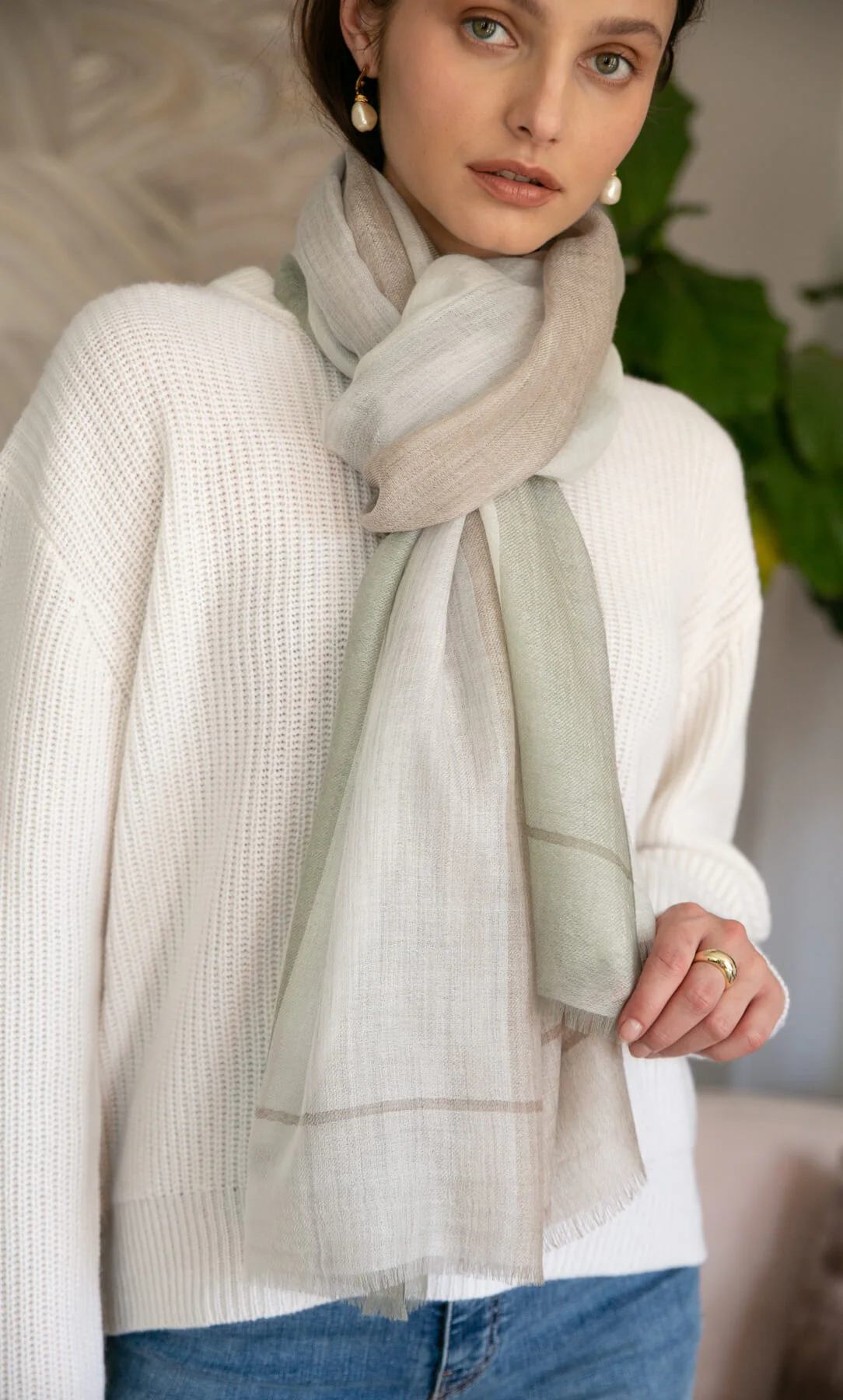 Aria Cashmere Wrap Scarf - Image 24