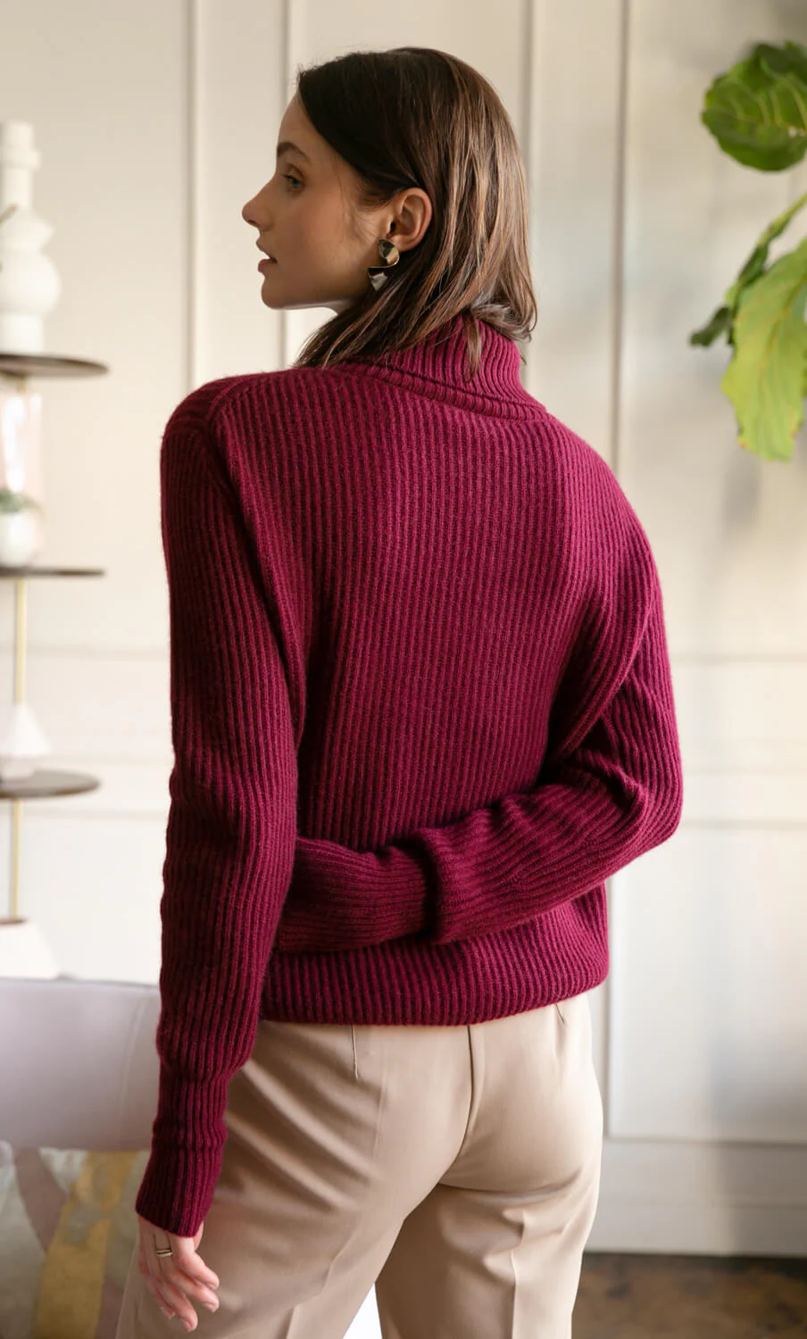 Tessa Cashmere Turtleneck Sweater - Image 29
