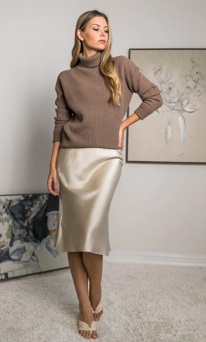Tessa Cashmere Turtleneck Sweater - Image 53