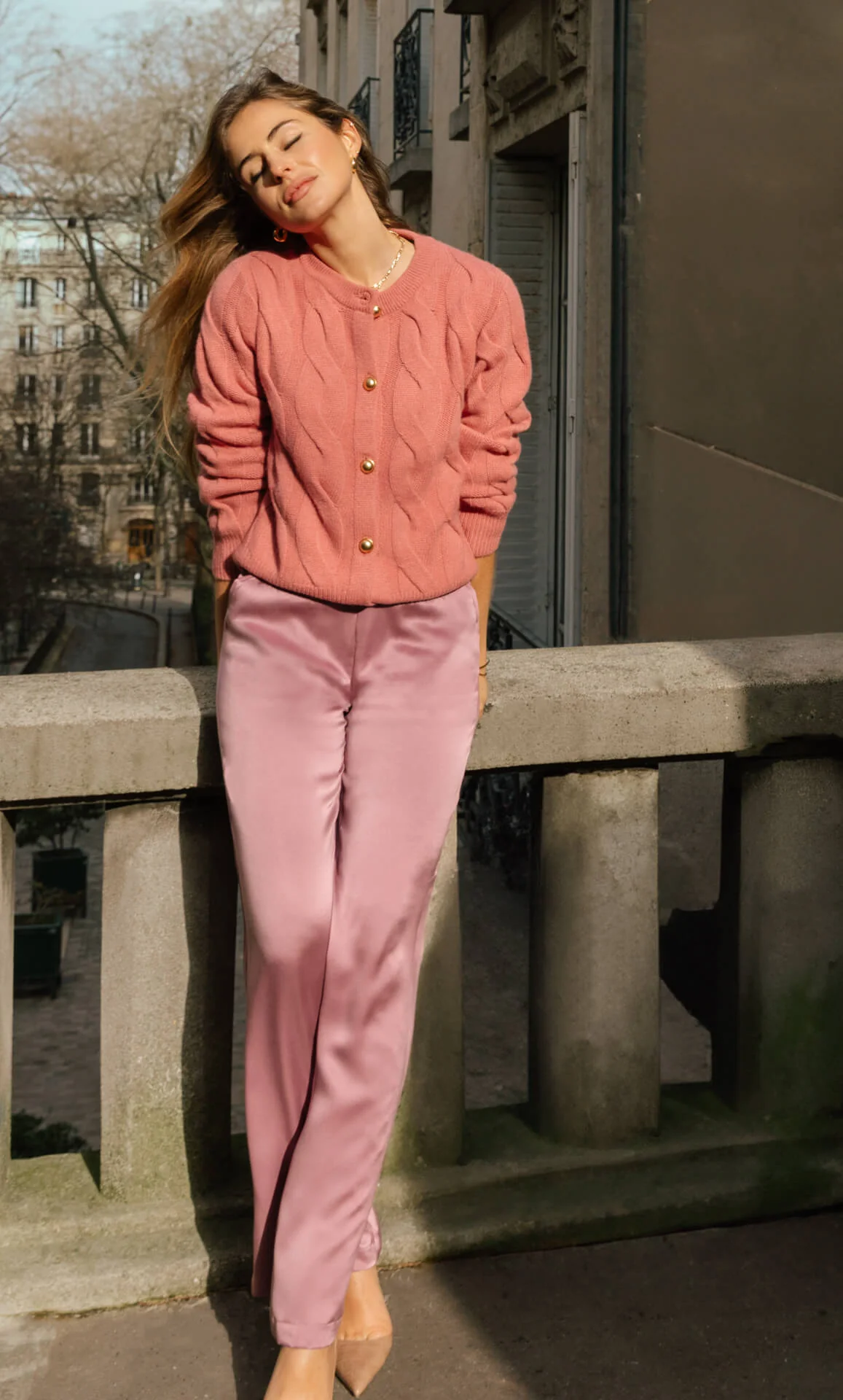 Chamonix Cable Cashmere Cardigan - Image 19