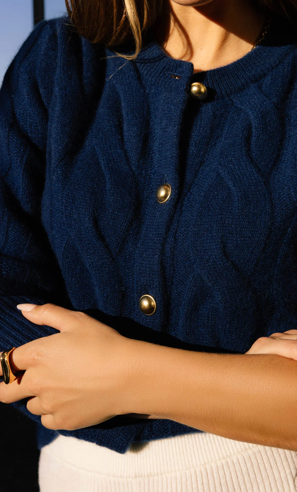 Chamonix Cable Cashmere Cardigan - Image 37
