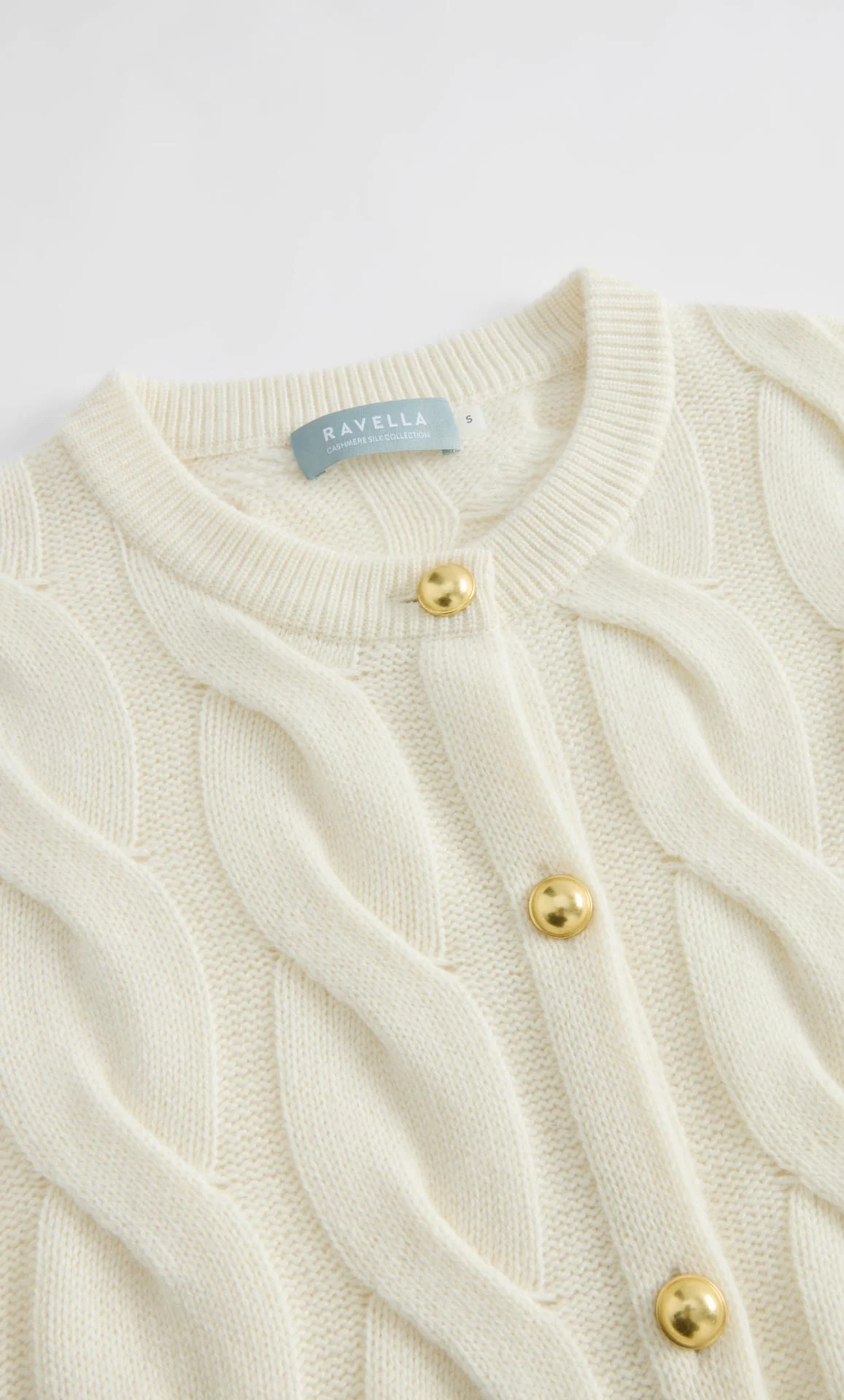 Chamonix Cable Cashmere Cardigan - Image 8