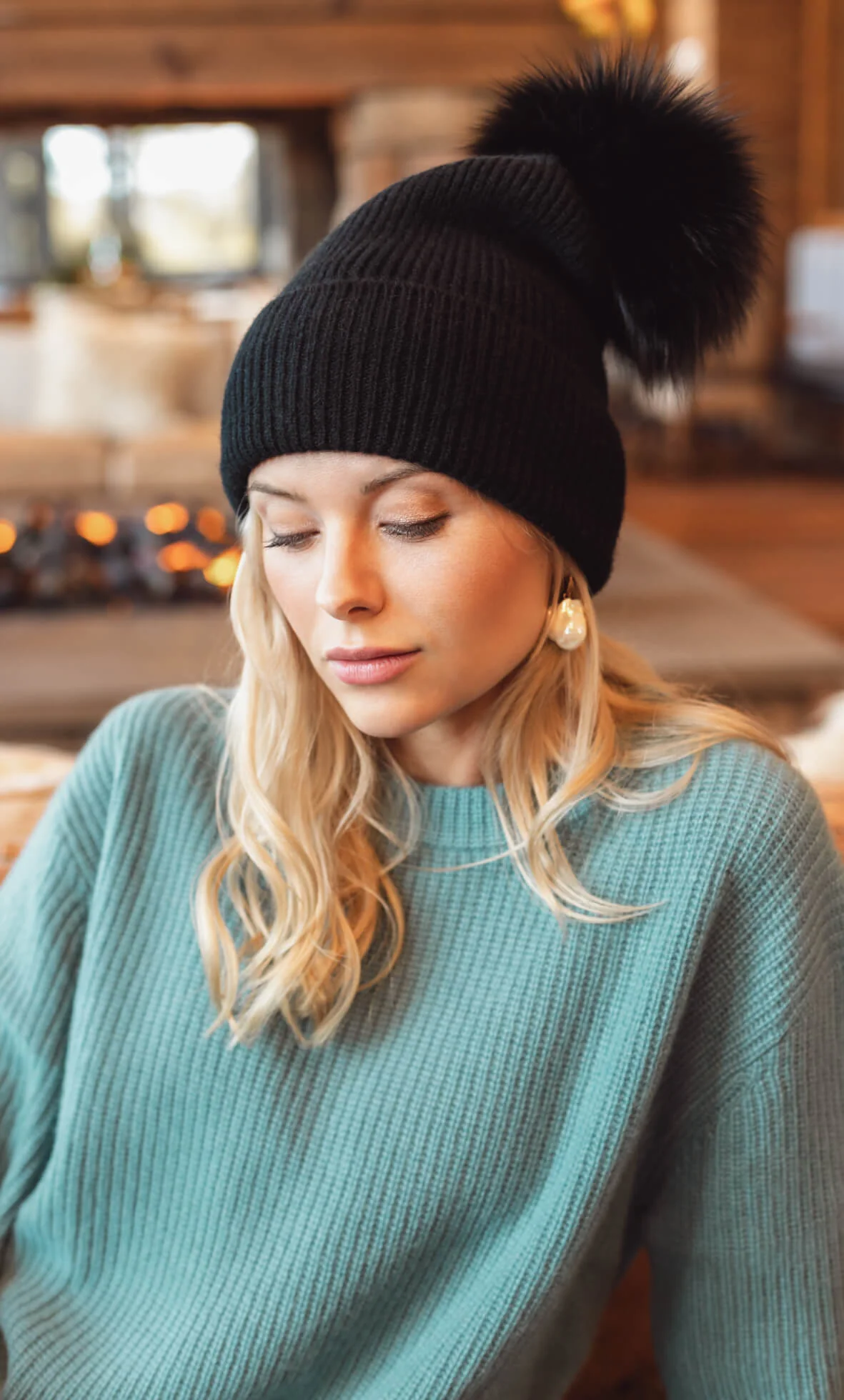Classica Cashmere Beanie - Image 17