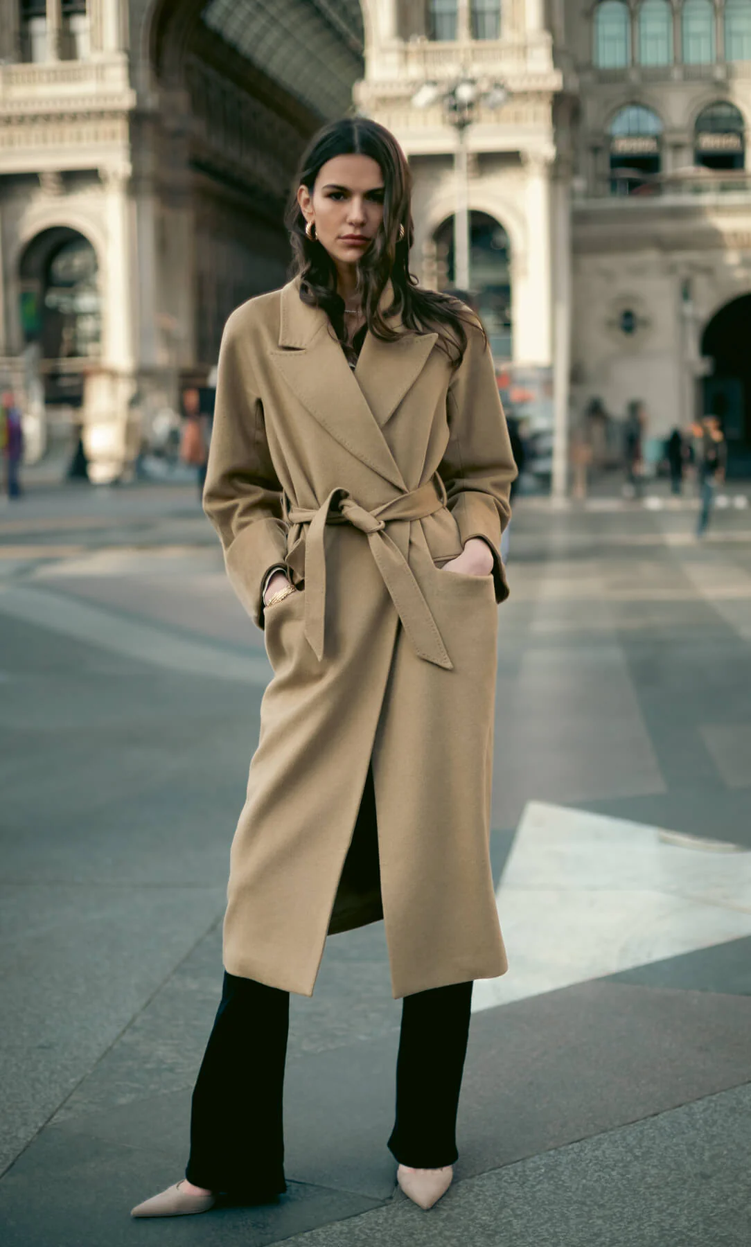 Raphaella Double-Breasted Cashmere Coat - Image 11