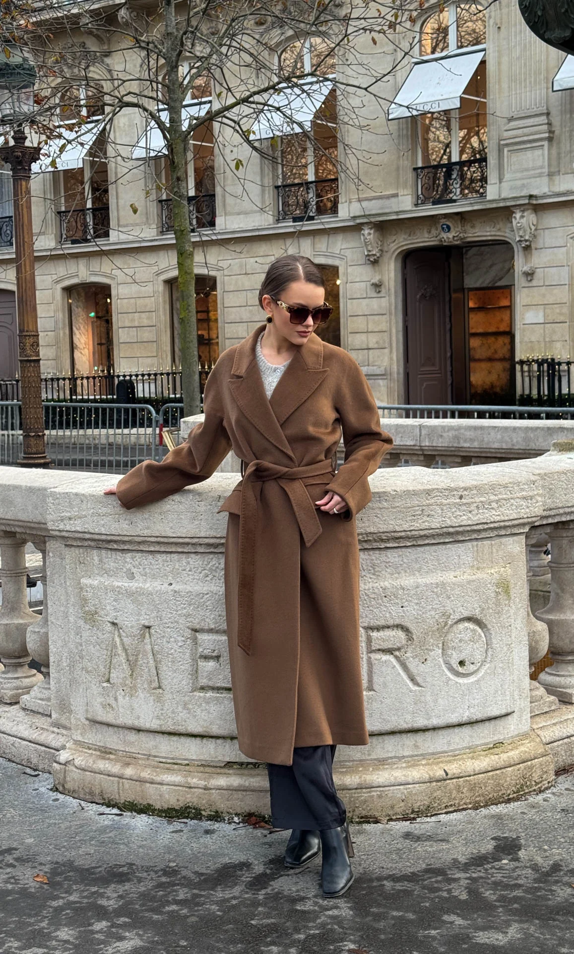 Raphaella Double-Breasted Cashmere Coat - Image 9